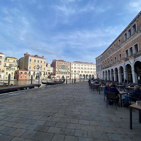 Esclusivo Appartamento A Rialto Velence Kültér fotó